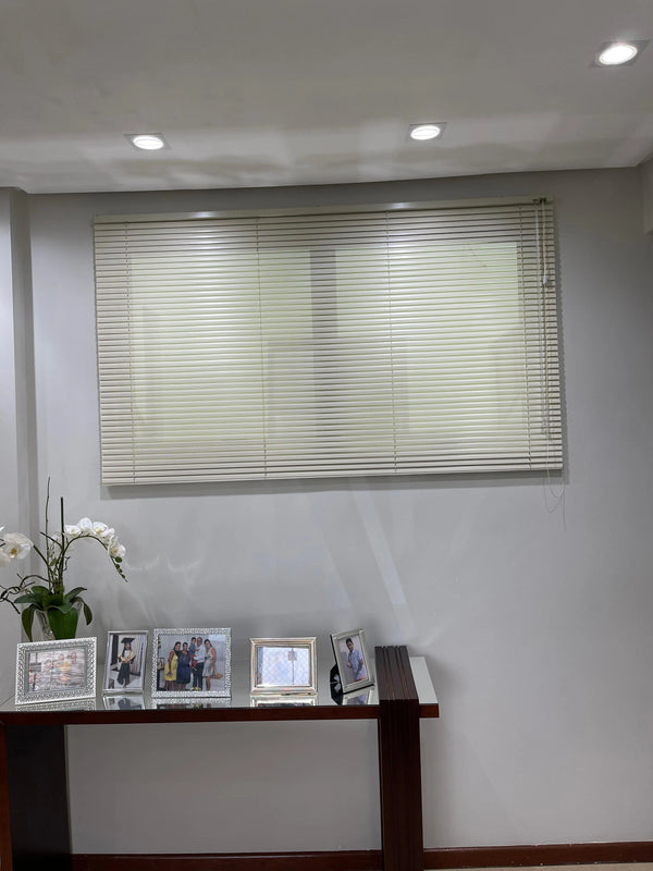 Persiana Horizontal Creme